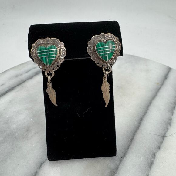 Vintage sterling silver Western Malachite heart stud earrings - Picture 2 of 5